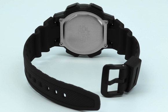 Casio AE-1000W-1AVDF