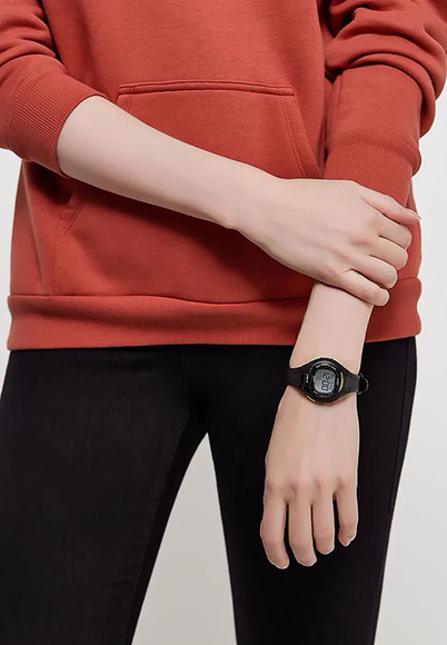 Casio LW-203-1BVDF