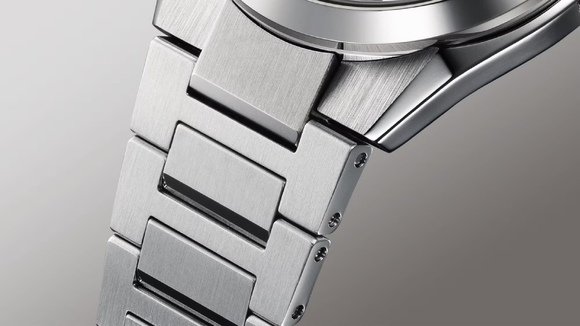 Casio EFK-100D-3ADR