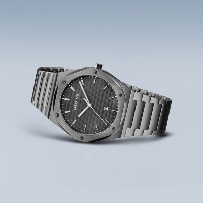 Bering 19742-777